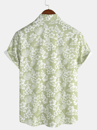 Camiseta hawaiana de manga corta con diseño floral