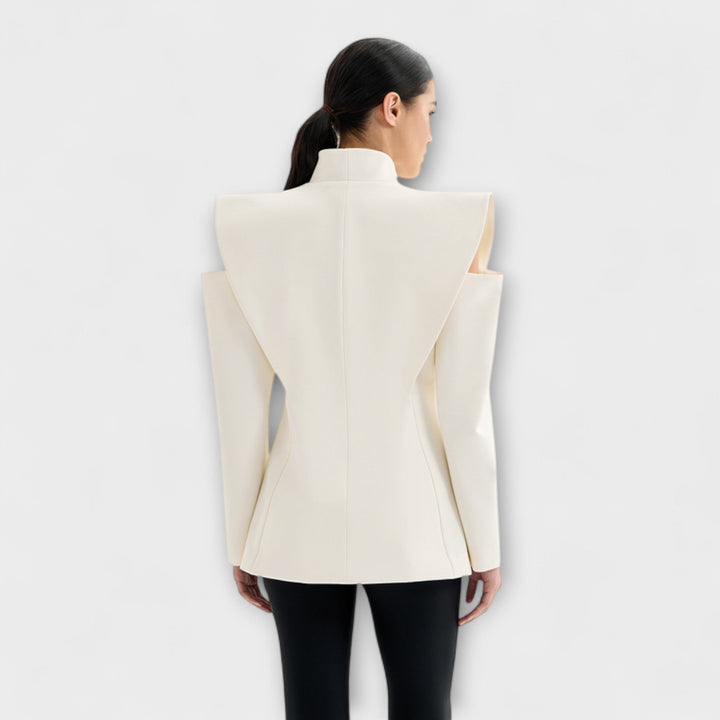 Amario Invierno Valeria – Sculpted Shoulder Blazer