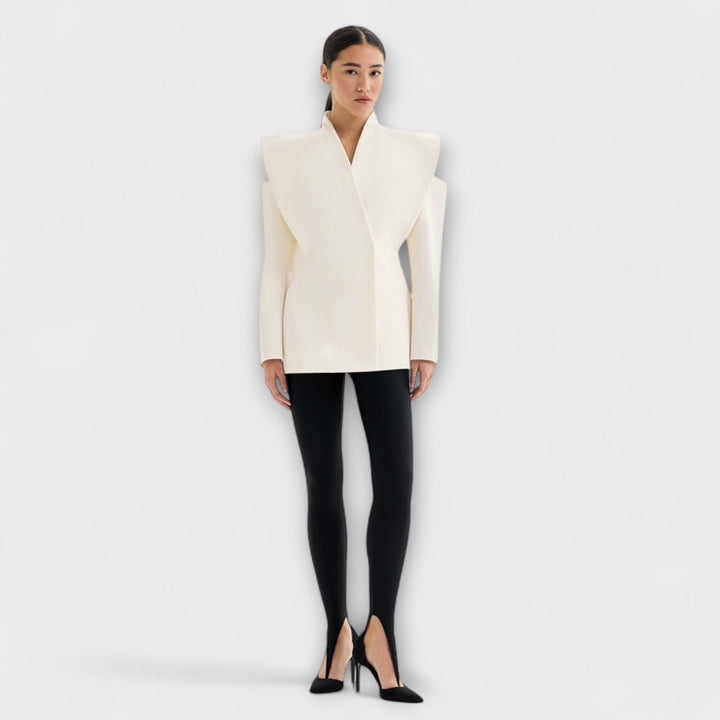 Amario Invierno Valeria – Sculpted Shoulder Blazer