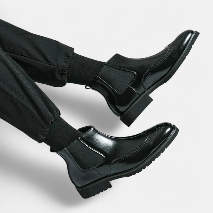 Marzio | Elegante bota Chelsea para hombre en cuero sintético