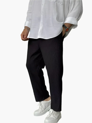 Pantalón Plisado Relax Fit para Hombre – Estilo Elegante y Confortable para el Uso Diario y Profesional