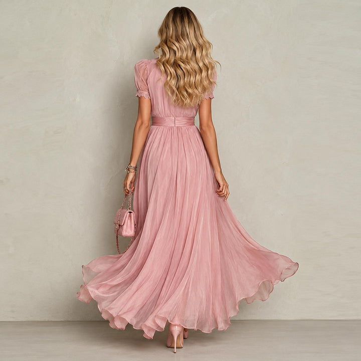 María | Vestido Elegante que Estiliza
